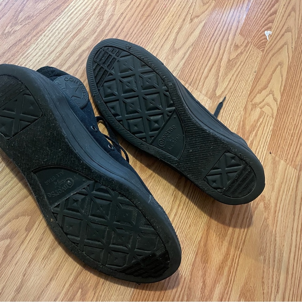 Black Converse - image 3